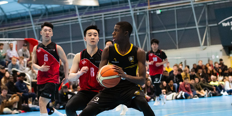 己像個孩子 己像個孩子